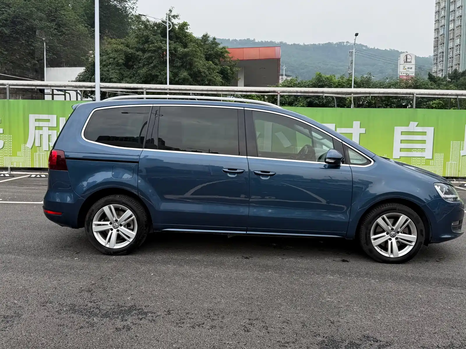 Фото 8 - Volkswagen Sharan