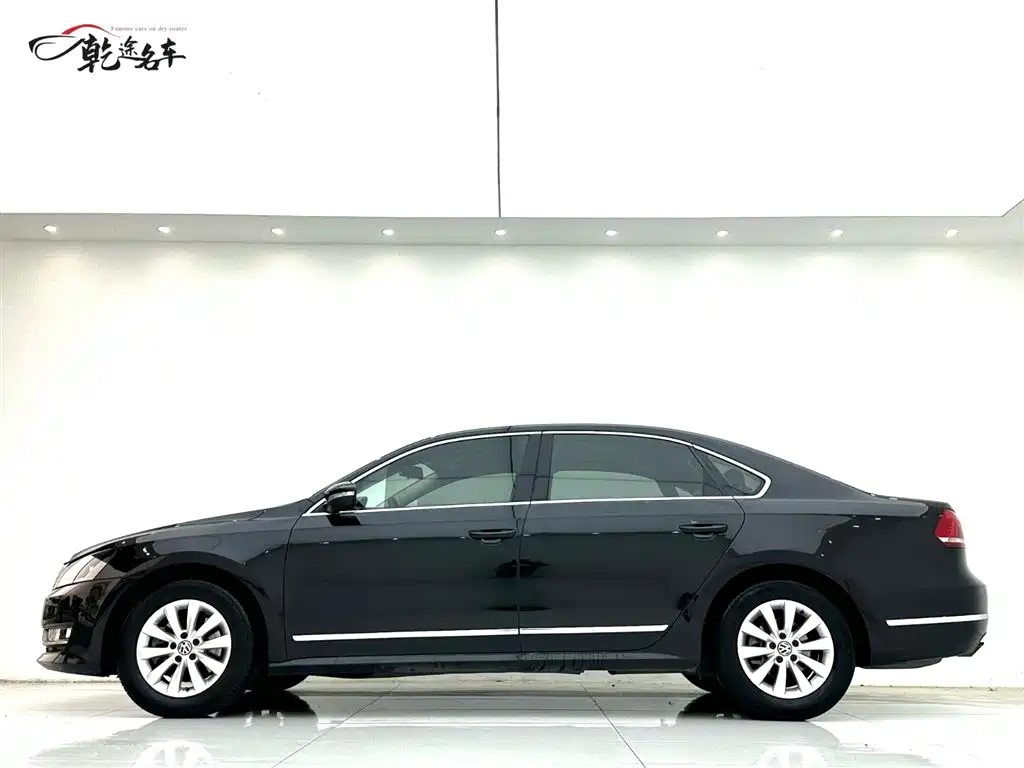 Volkswagen Passat 2015 1.8TSI Automatic Prestige Edition фото 4