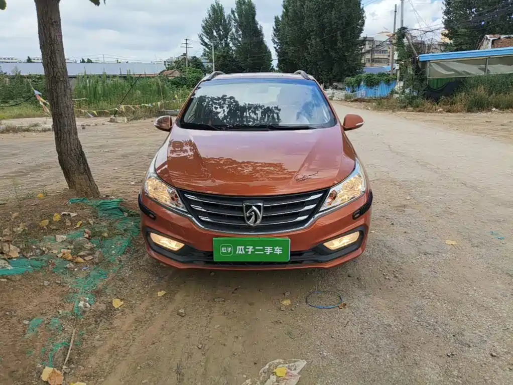 Baojun 310 2017 2016 1.2L Manual Luxury Type