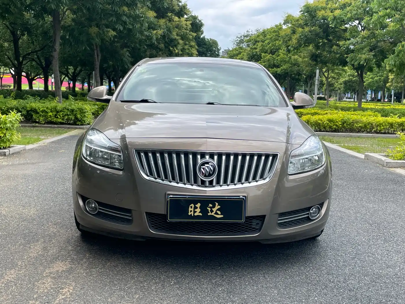 Buick Regal 2012 Model 2.0L Comfort фото 2