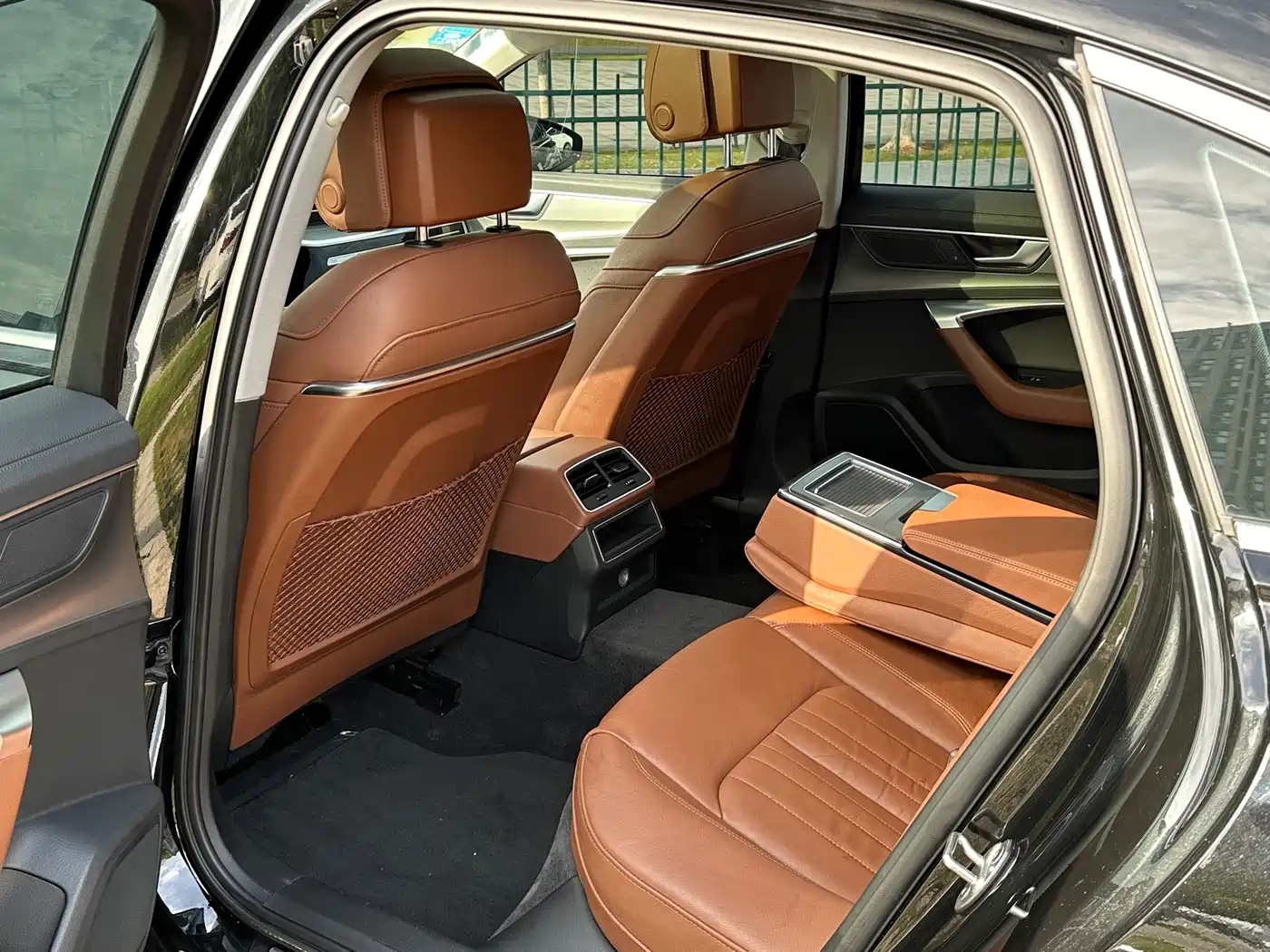 Audi A6L 2020 40 TFSI Luxury Elegance фото 13