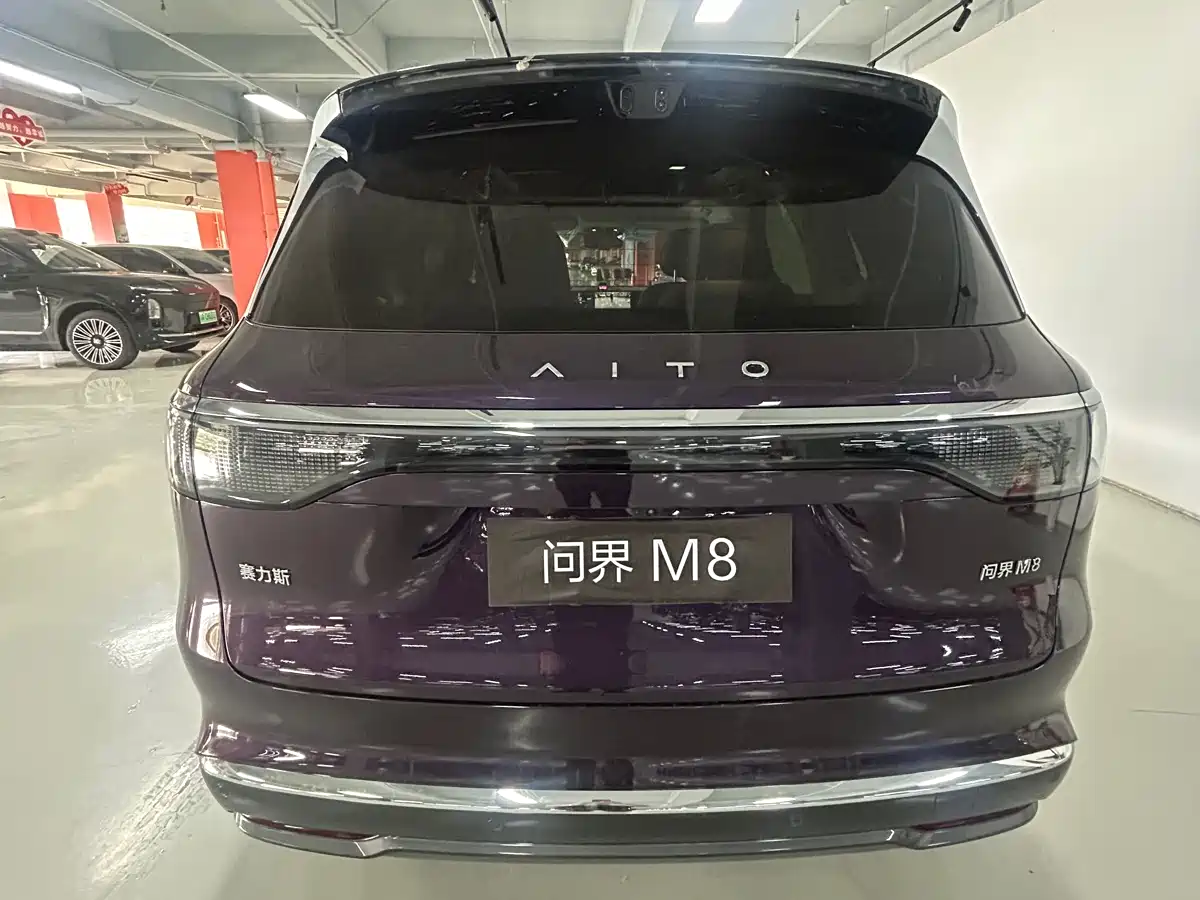 AITO Wenjie AITO M8 2025 Model Extended Range Max+ Edition 53.4kWh 6-Seater фото 7