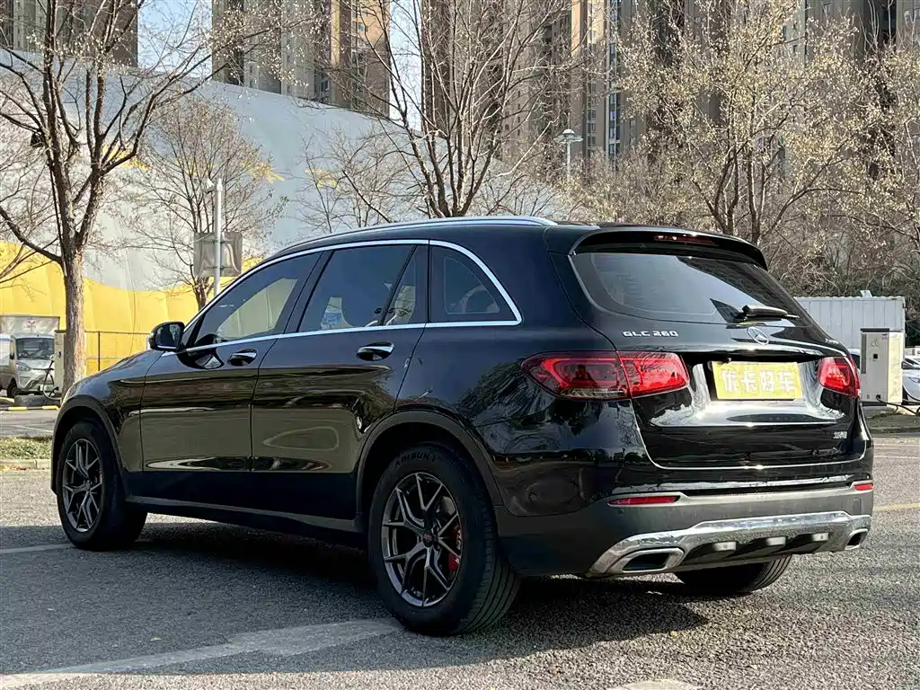 Mercedes-Benz GLC 2020 Facelift GLC 260 L 4MATIC Dynamic фото 4