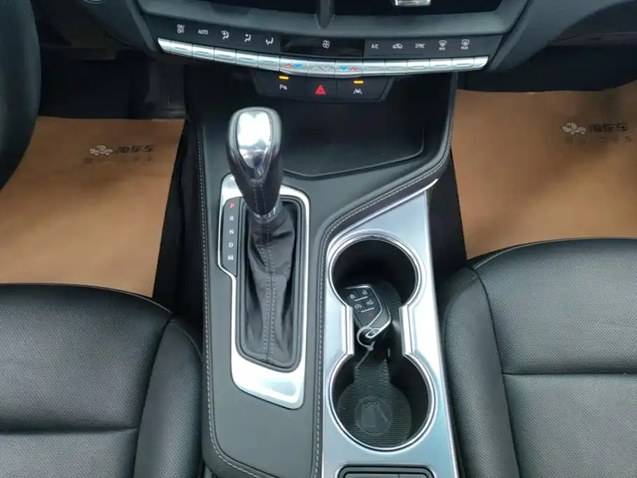 Cadillac CT4 2024 2023 25T Luxury Model