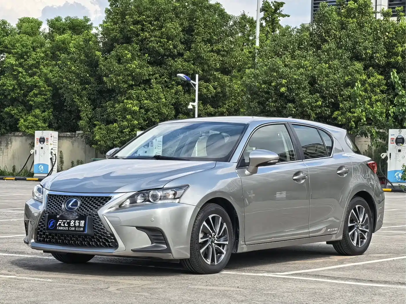 Lexus CT 2019 2017 CT200h Elite Edition Monochrome China V