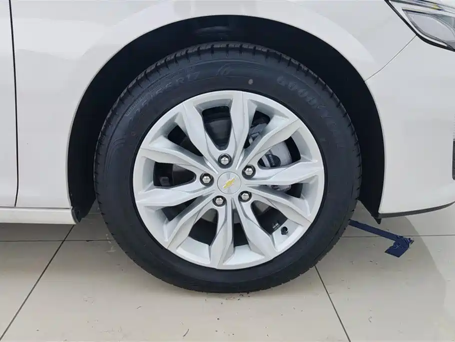 Chevrolet Malibu XL 2023 1.5T RS Edition фото 6