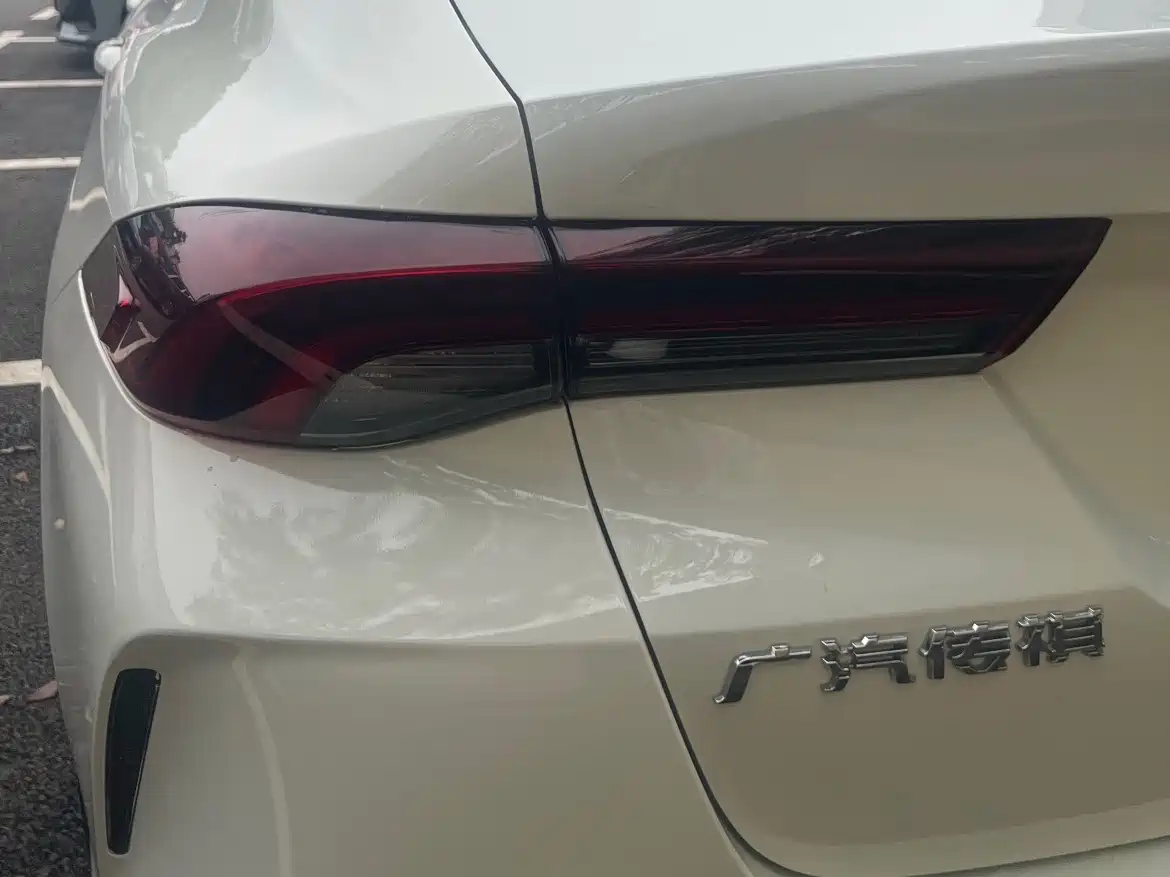 GAC Trumpchi Trumpchi Emkoo 2021 270T DCT J15 Edition фото 5