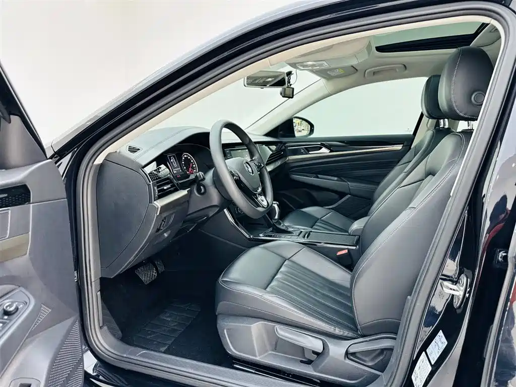 Volkswagen Passat 2019 Model 280TSI Business Edition China VI фото 13