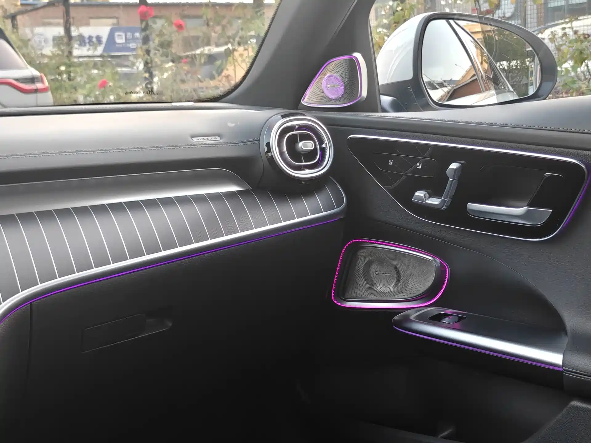 Фото 22 - Mercedes-Benz C-Class