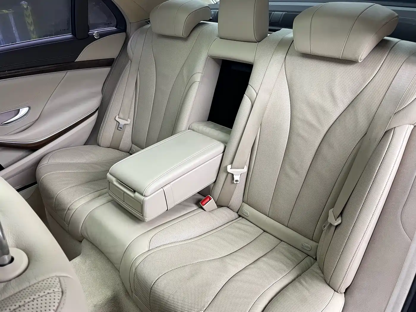 Mercedes-Benz S-Class 2016 S 320 L Business Edition фото 13
