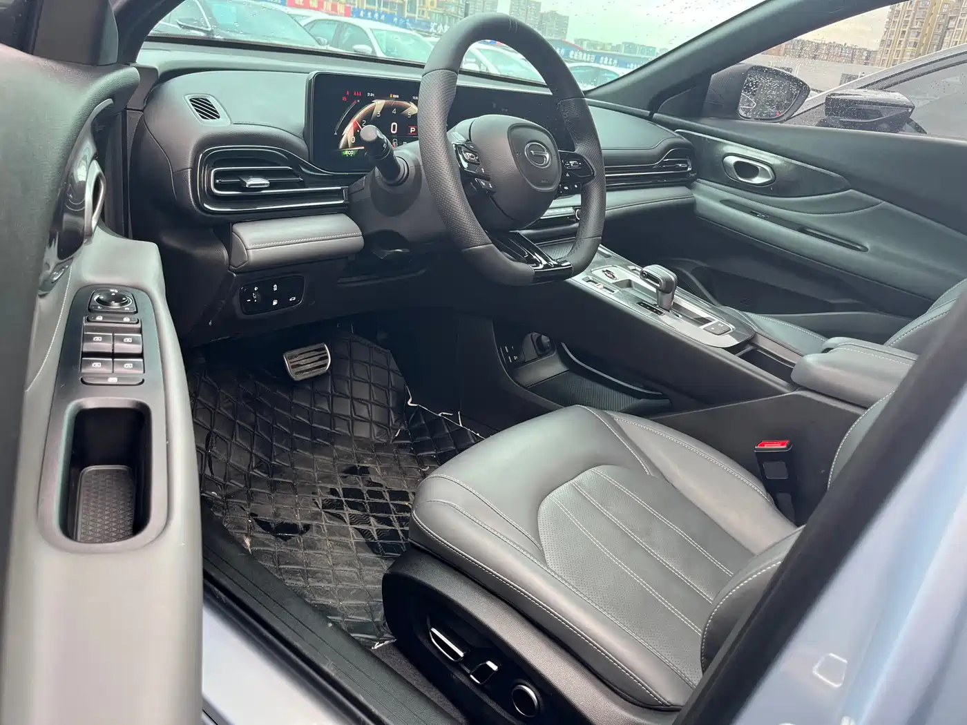 GAC Trumpchi Trumpchi Emkoo 2024 Model 270T DCT Shadow Leopard R-Style Edition фото 5