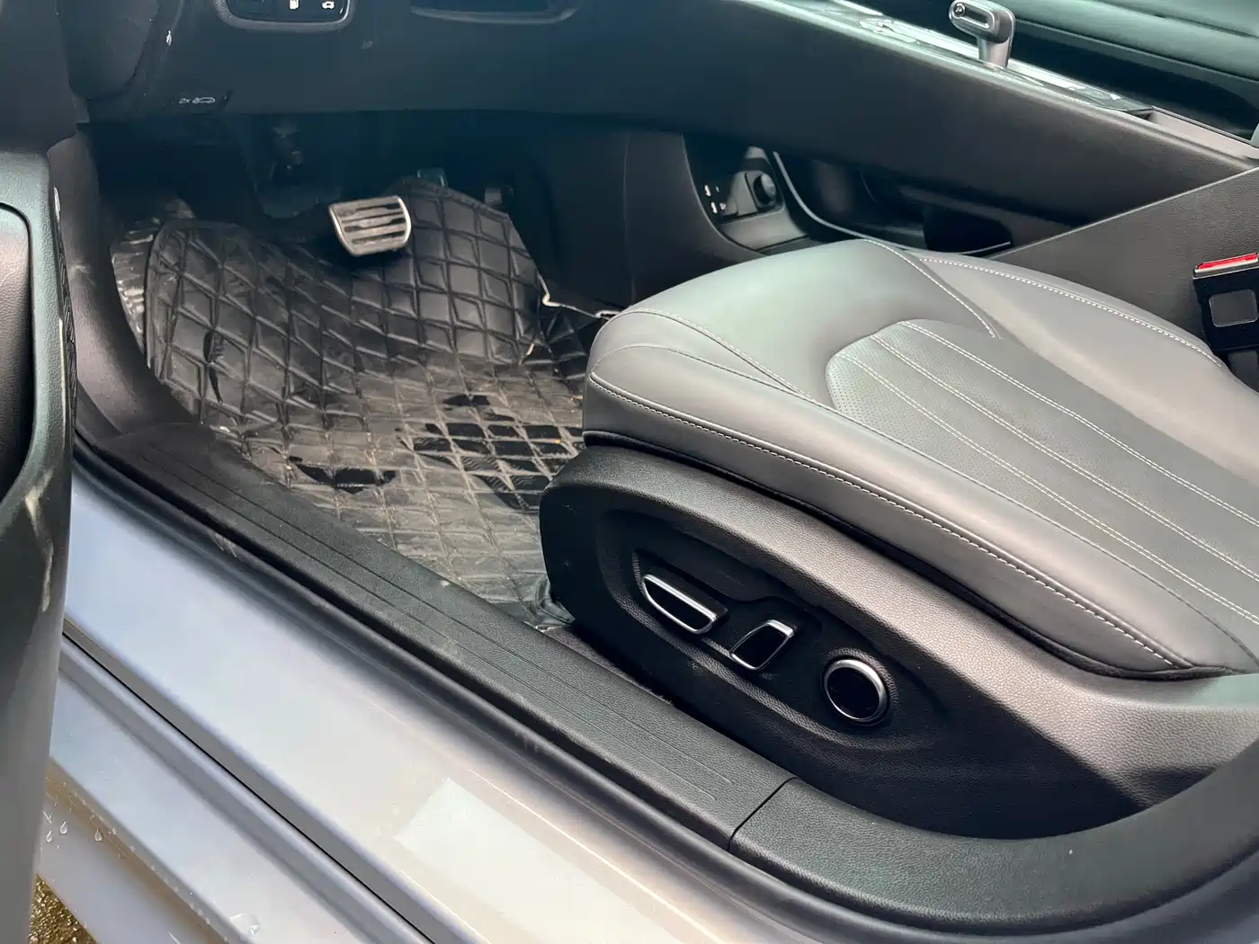 GAC Trumpchi Trumpchi Emkoo 2024 Model 270T DCT Shadow Leopard R-Style Edition фото 6