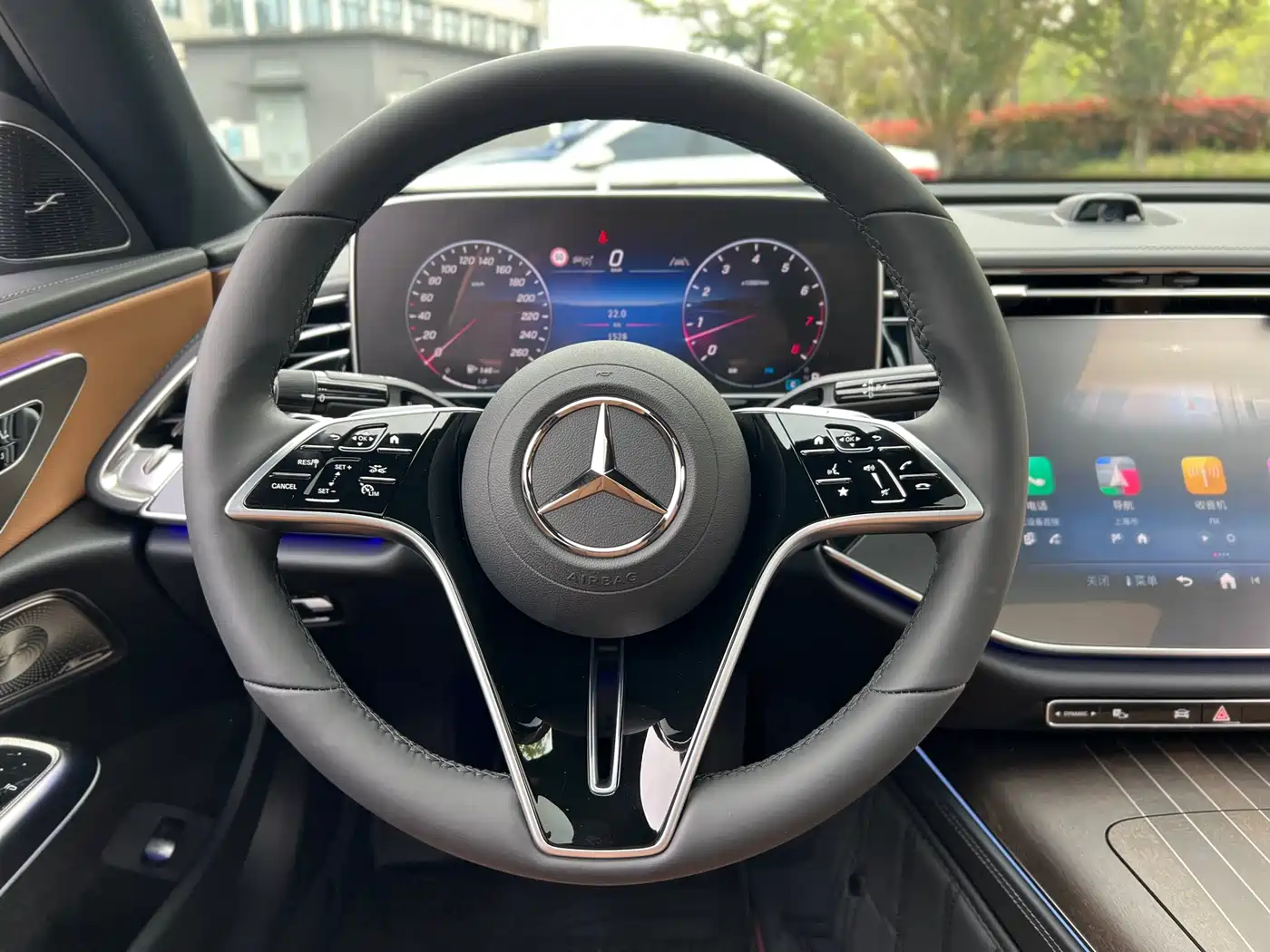 Mercedes-Benz E-Class 2024 Model E 300 L Luxury фото 18