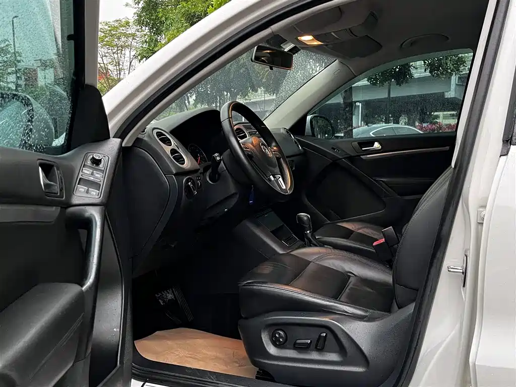 Volkswagen Tiguan 2013 1.8TSI Auto 2WD Comfort Edition фото 9