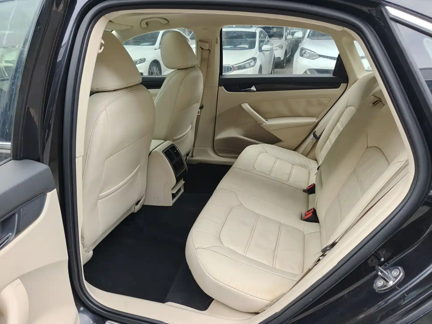 Volkswagen Passat 2013 1.8TSI DSG Zunrong фото 8