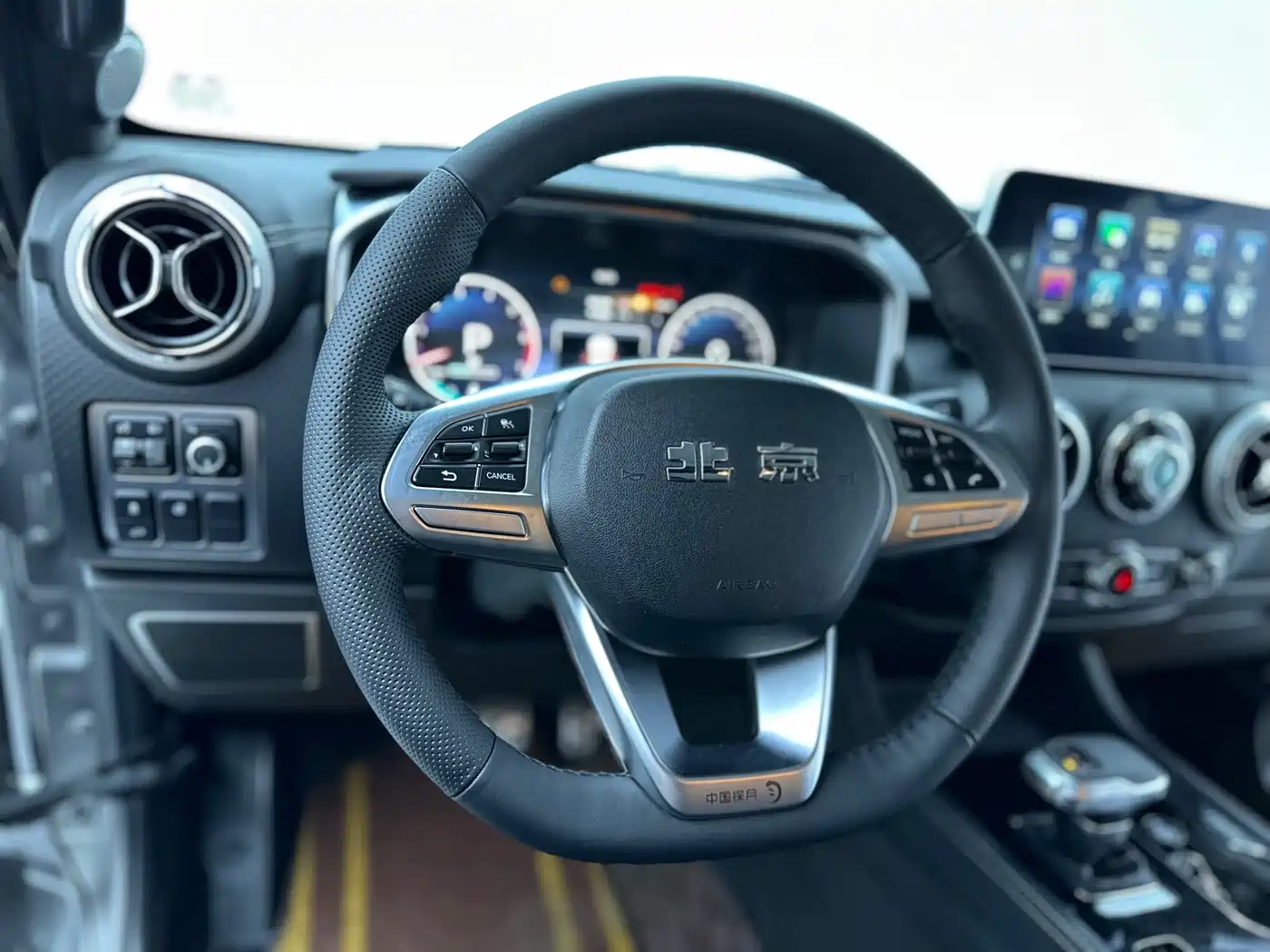 BAIC ORV Beijing Offroad BJ40 2023 2.0T Auto 4WD China Rally Champion Edition фото 18