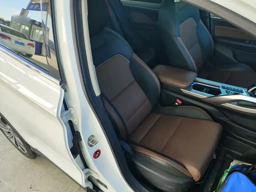 Geely Binyue 2018 2019 260T DCT Ranger China V