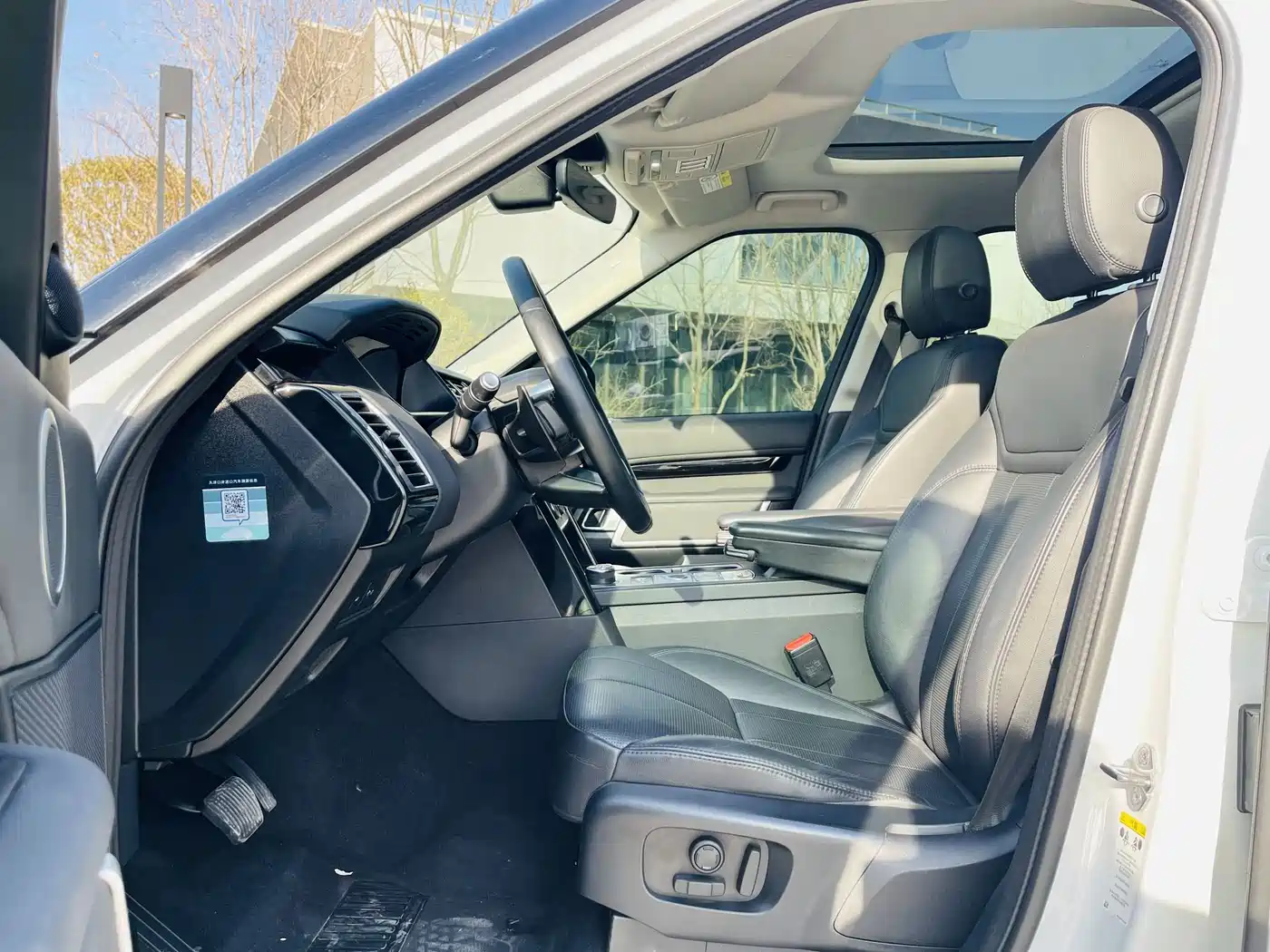 Land Rover Discovery 2020 3.0 SC V6 SE фото 4