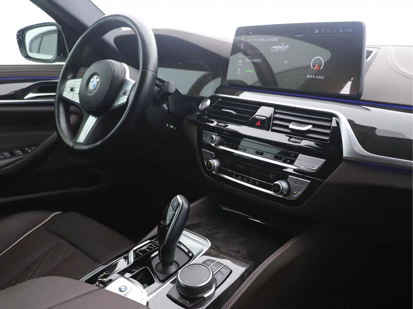 BMW 5 Series 2022 525Li M Sport Package фото 8