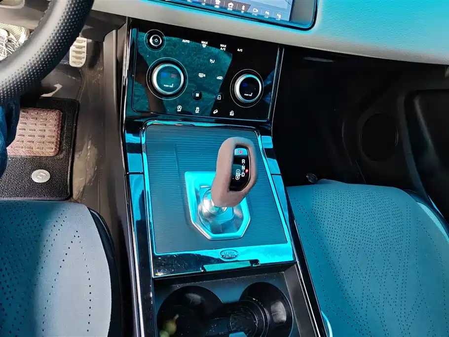 LAND ROVER RANGE ROVER AURORA