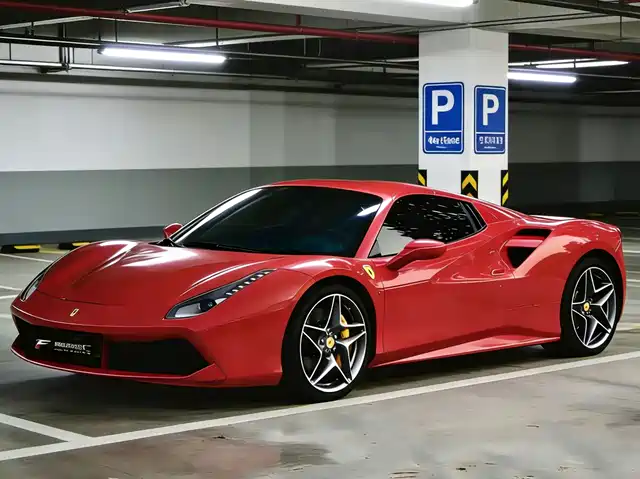 FERRARI 488