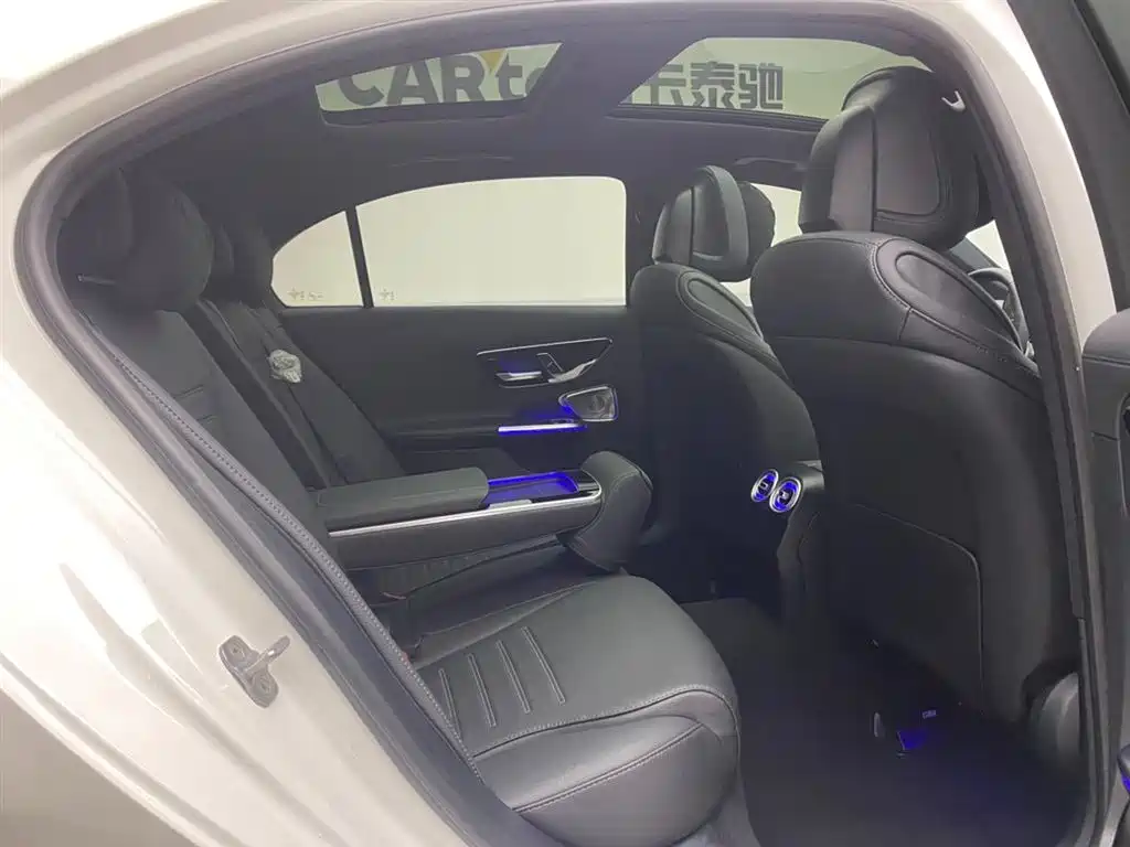 Mercedes-Benz C-Class 2025 C 260 L Night Sport Edition фото 24