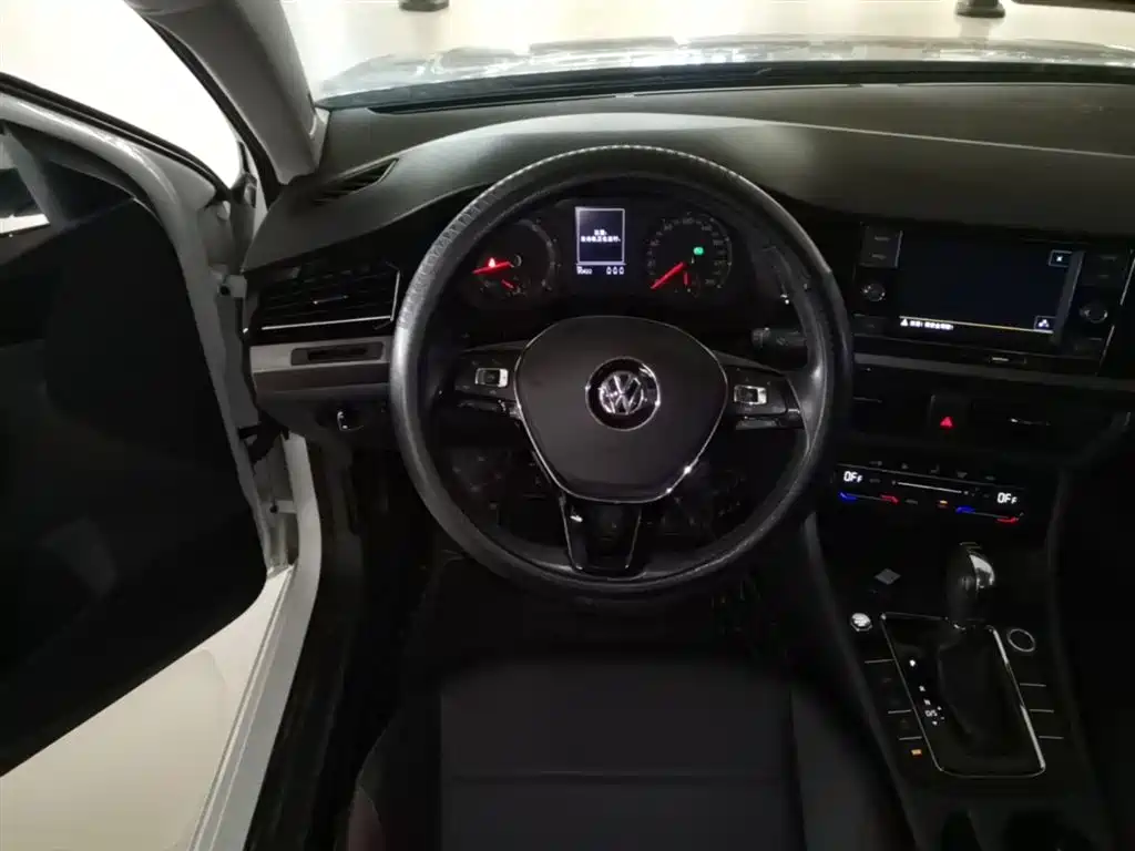Volkswagen Bora 2019 Facelift 280TSI DSG Elite China VI фото 17