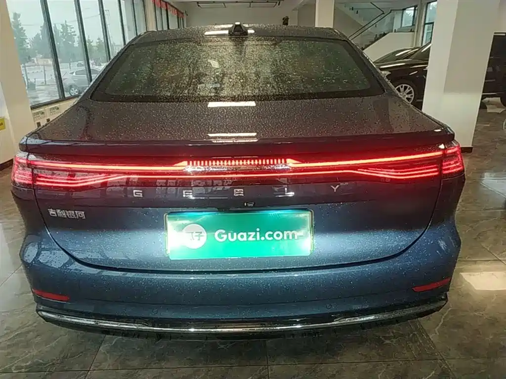 Geely Galaxy Galaxy A7 2025 EM-i фото 4