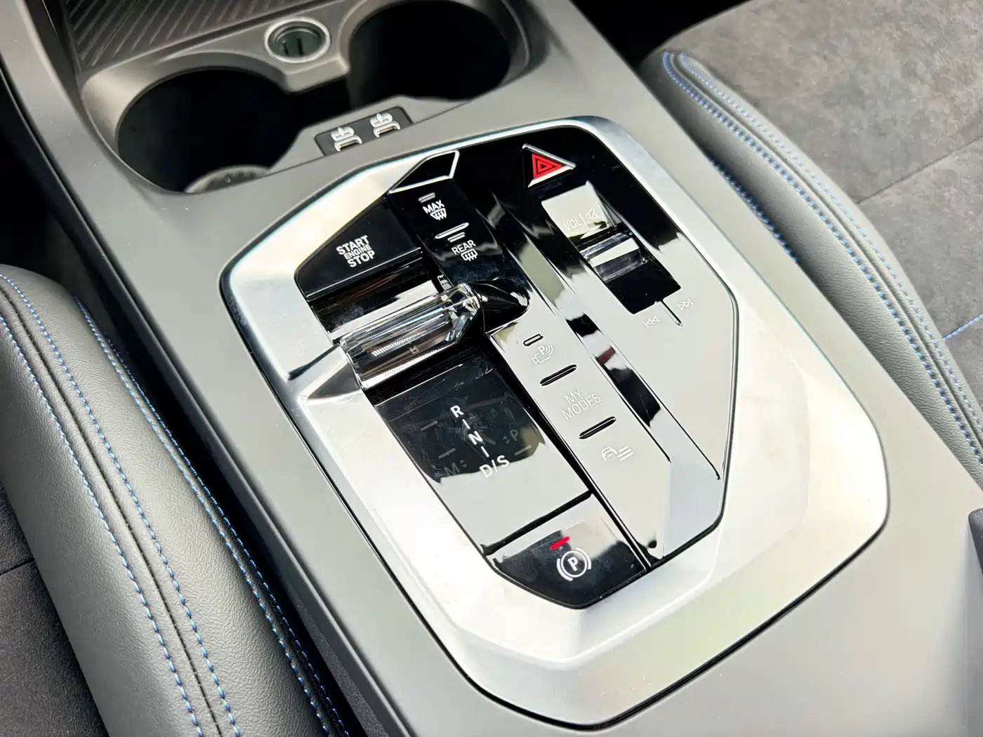 BMW M235L 2025 M235L фото 13