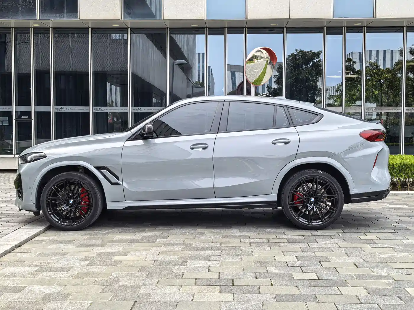 BMW X6 M 2023 Model X6 M Thunder Edition фото 6