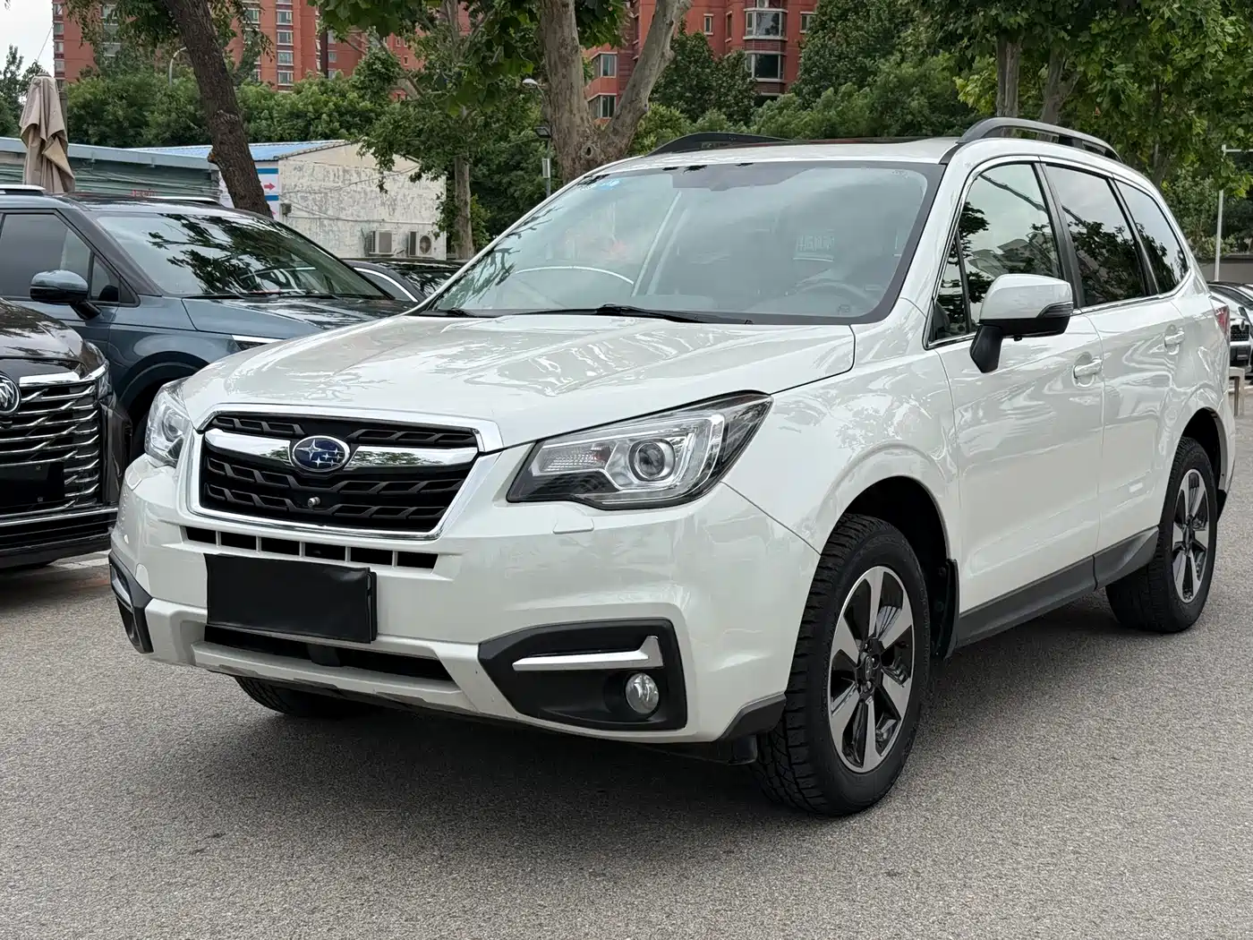 Subaru Forester 2016 2.5i Luxury Navigation Edition
