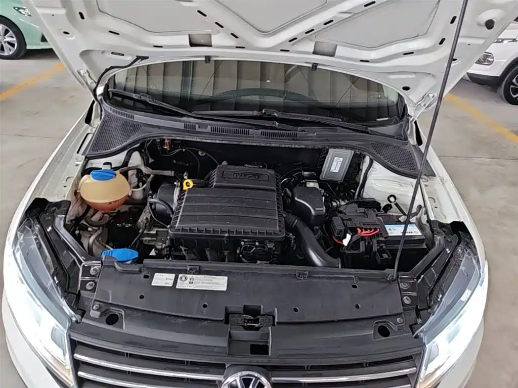 Volkswagen Santana 2016 1.6L Automatic Trend Edition фото 20