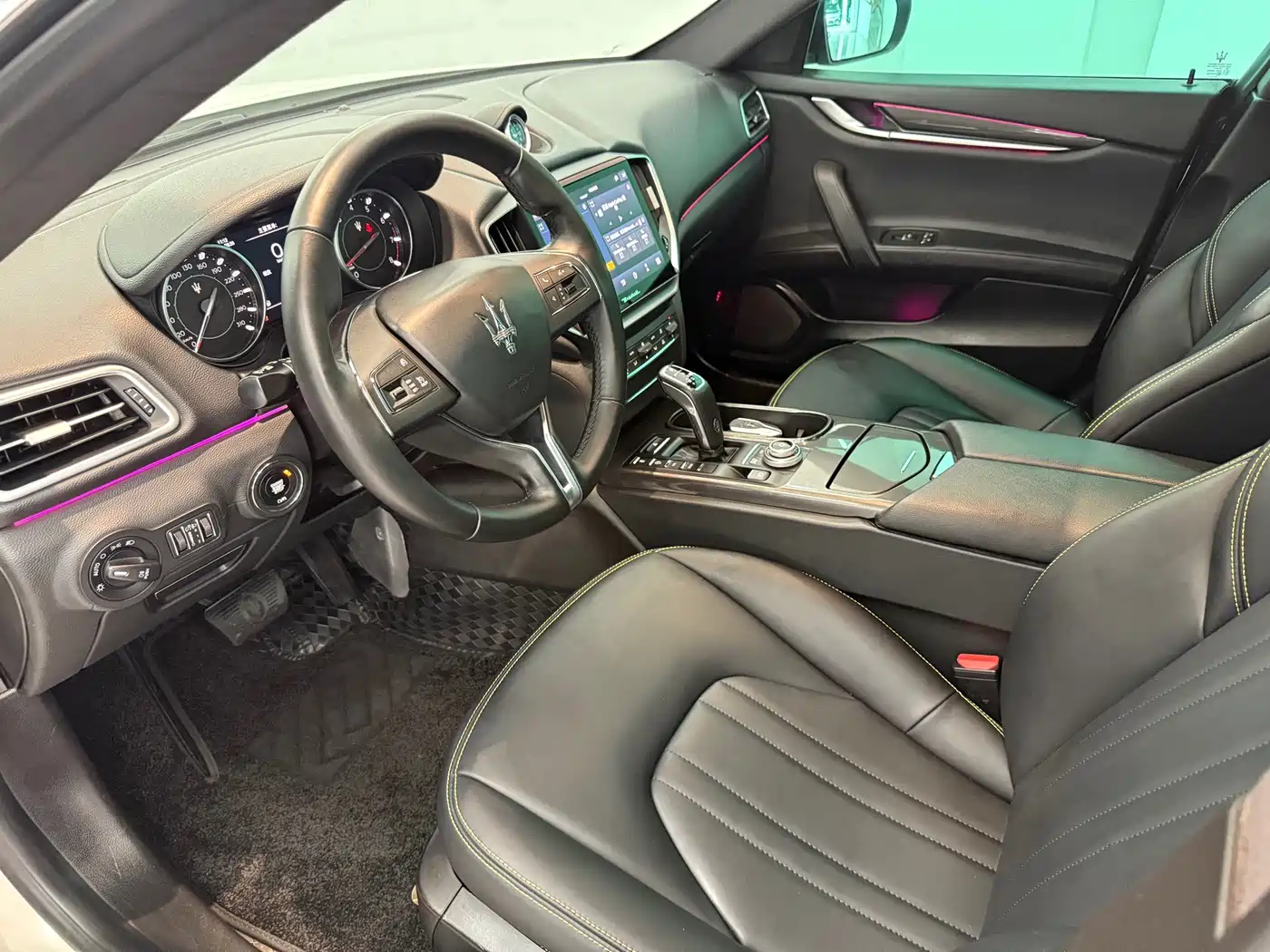 Фото 5 - Maserati Ghibli
