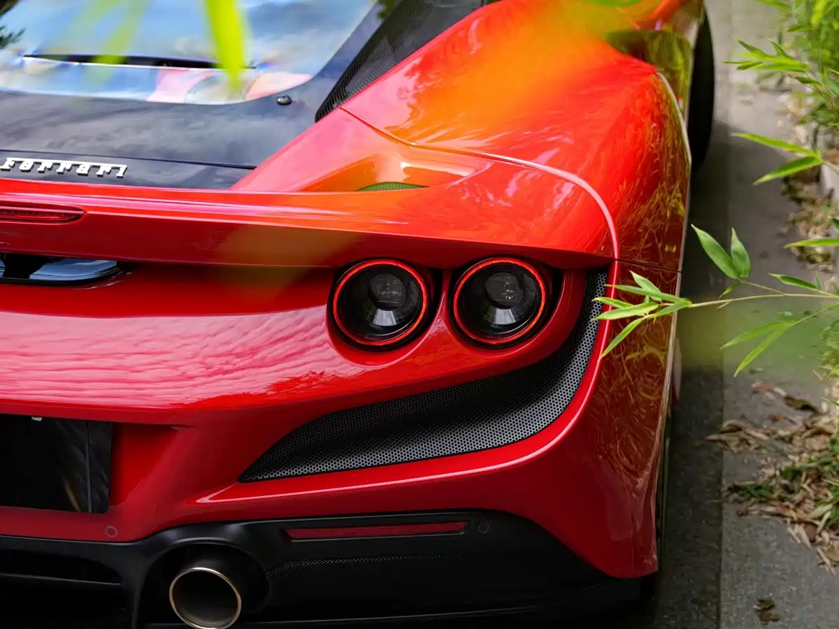 Ferrari F8 2021 2019 Tributo 3.9T V8