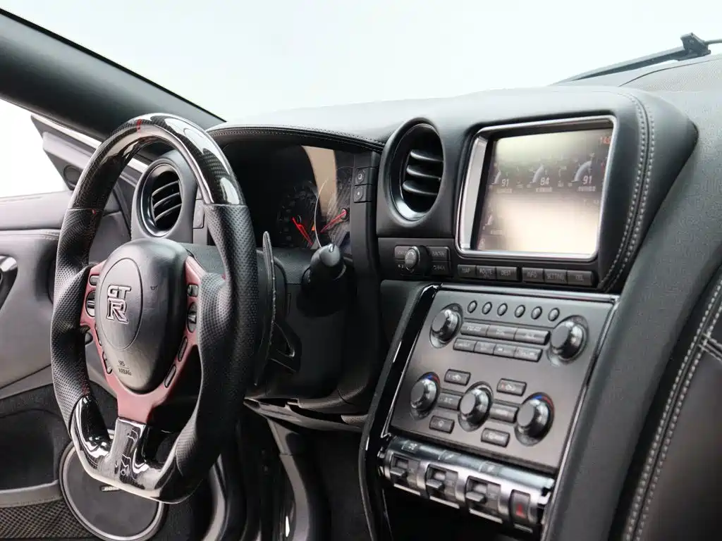 Nissan GT-R 2015 2015 3.8T Sporty Cool Black Interior Edition