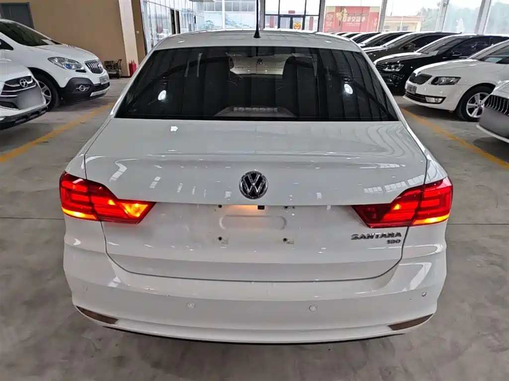 Volkswagen Santana 2016 1.6L Automatic Trend Edition фото 6