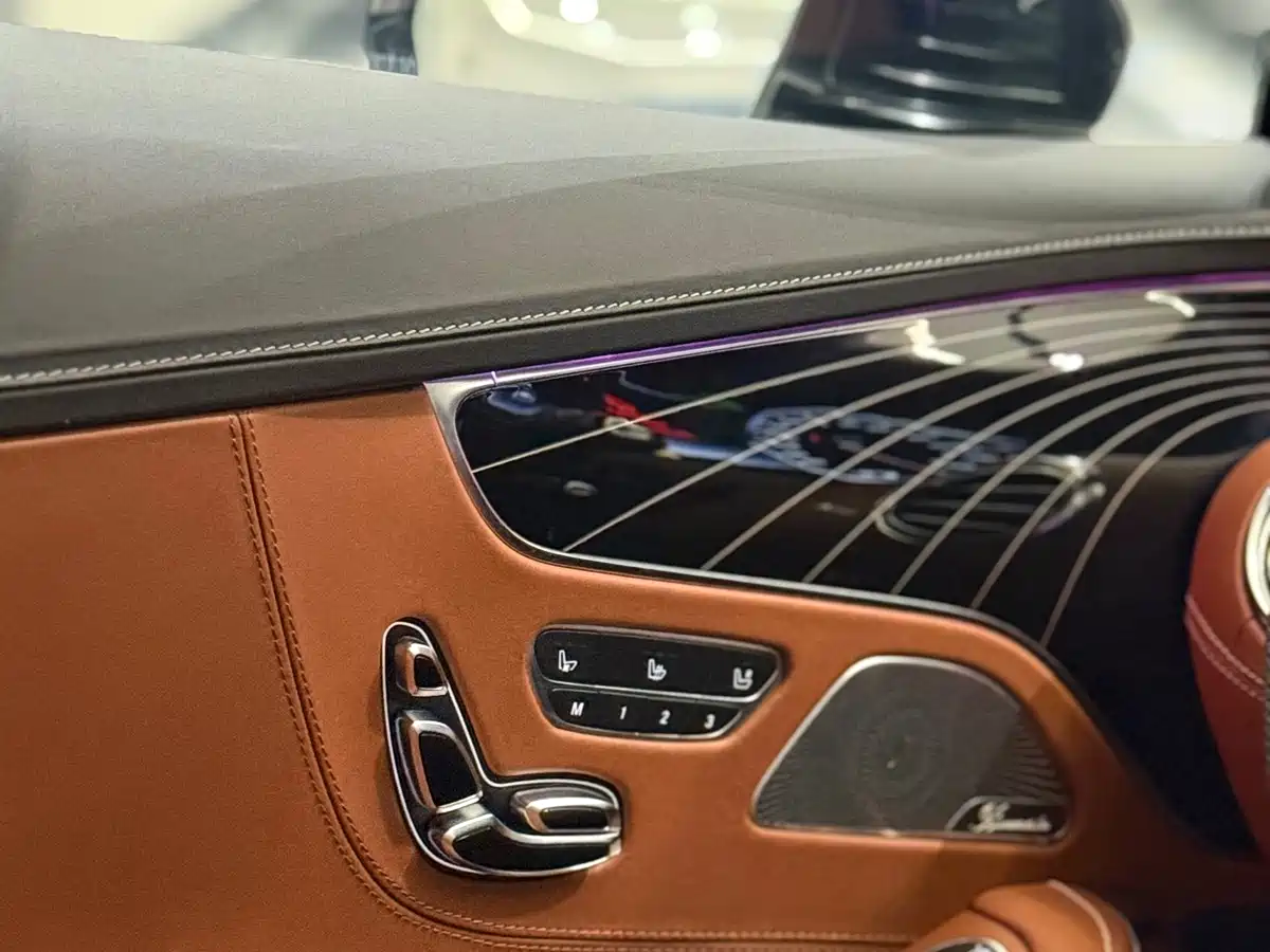 Mercedes-Benz S-Class 2016 S 400 4MATIC Coupe фото 9