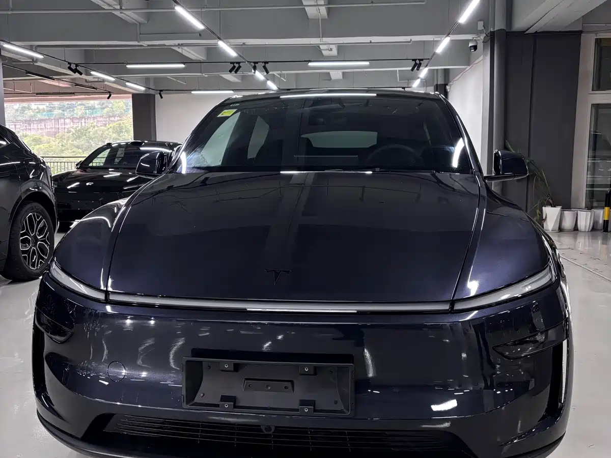 Tesla Model Y 2026 2026 Rear-Wheel Drive