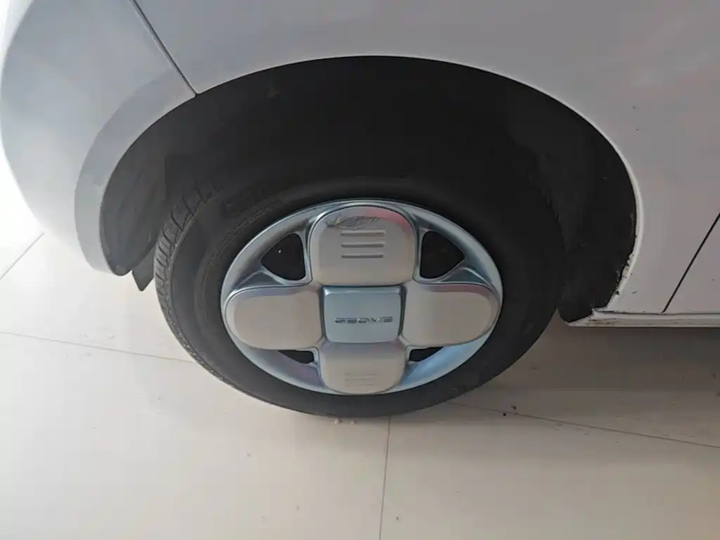 Фото 23 - Geely Galaxy Panda