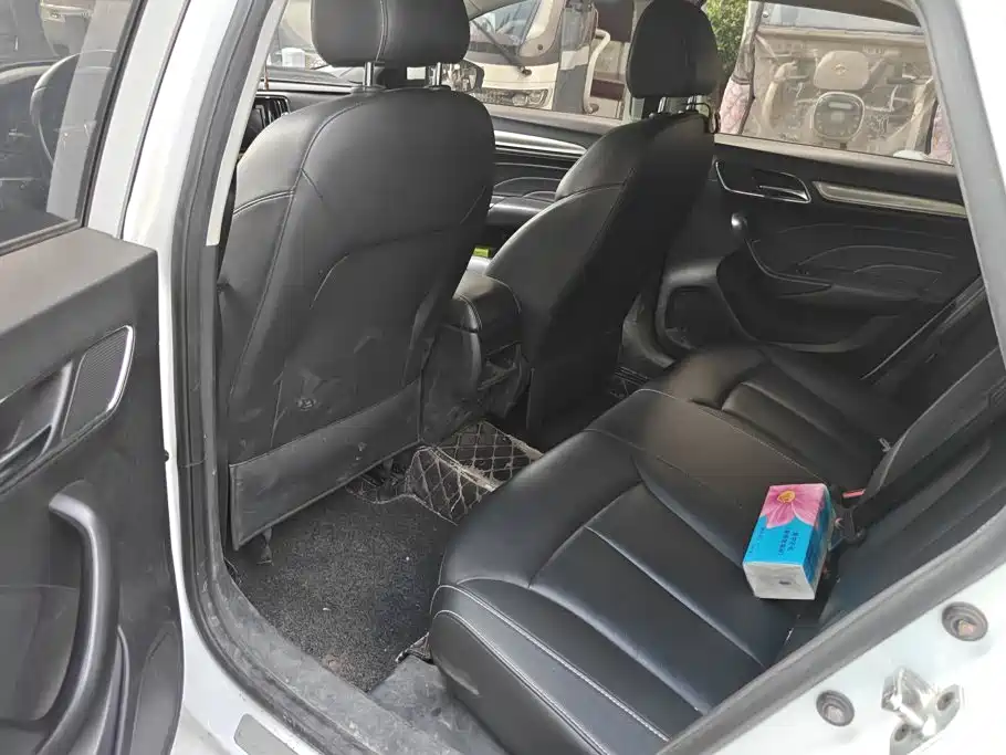 Roewe i6 2018 2018 20T Automatic Flagship Edition