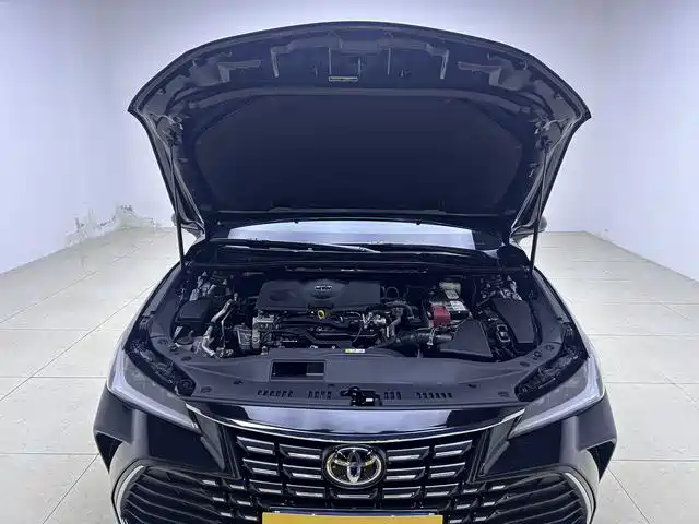 Toyota Avalon 2023 2.0L Premium Selection фото 17