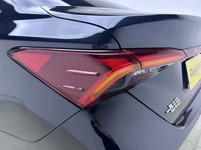 Toyota Avalon 2023 2.0L Premium Selection фото 20
