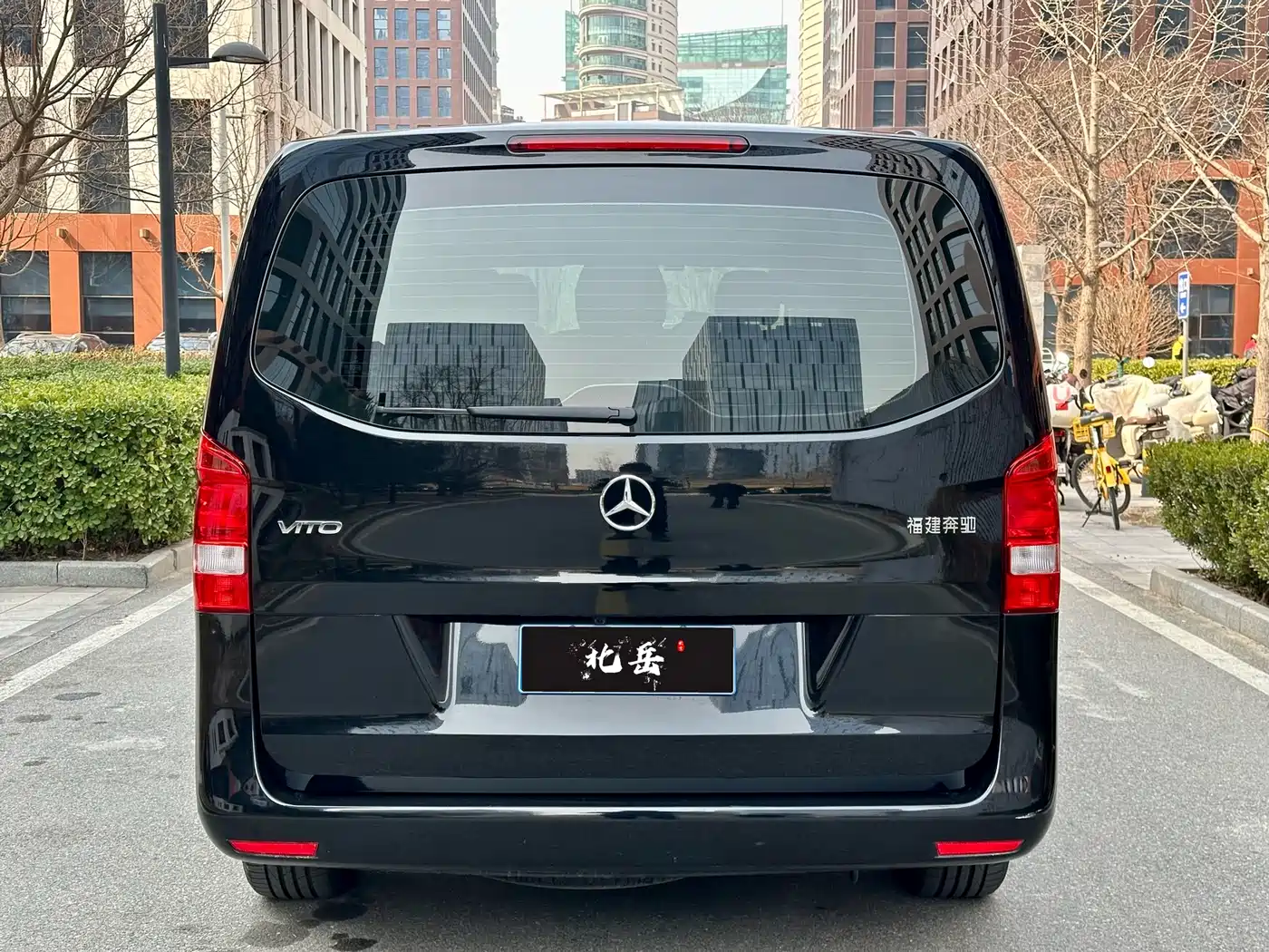 MERCEDES-BENZ VITO