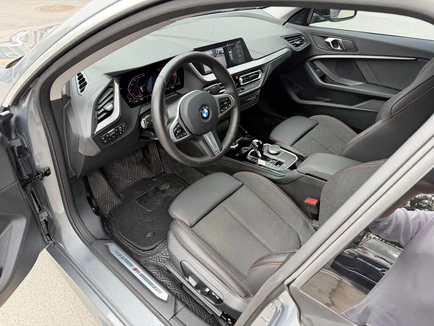 BMW 2 Series (Import) 2023 225i 4-Door Coupe M Sport Package фото 11
