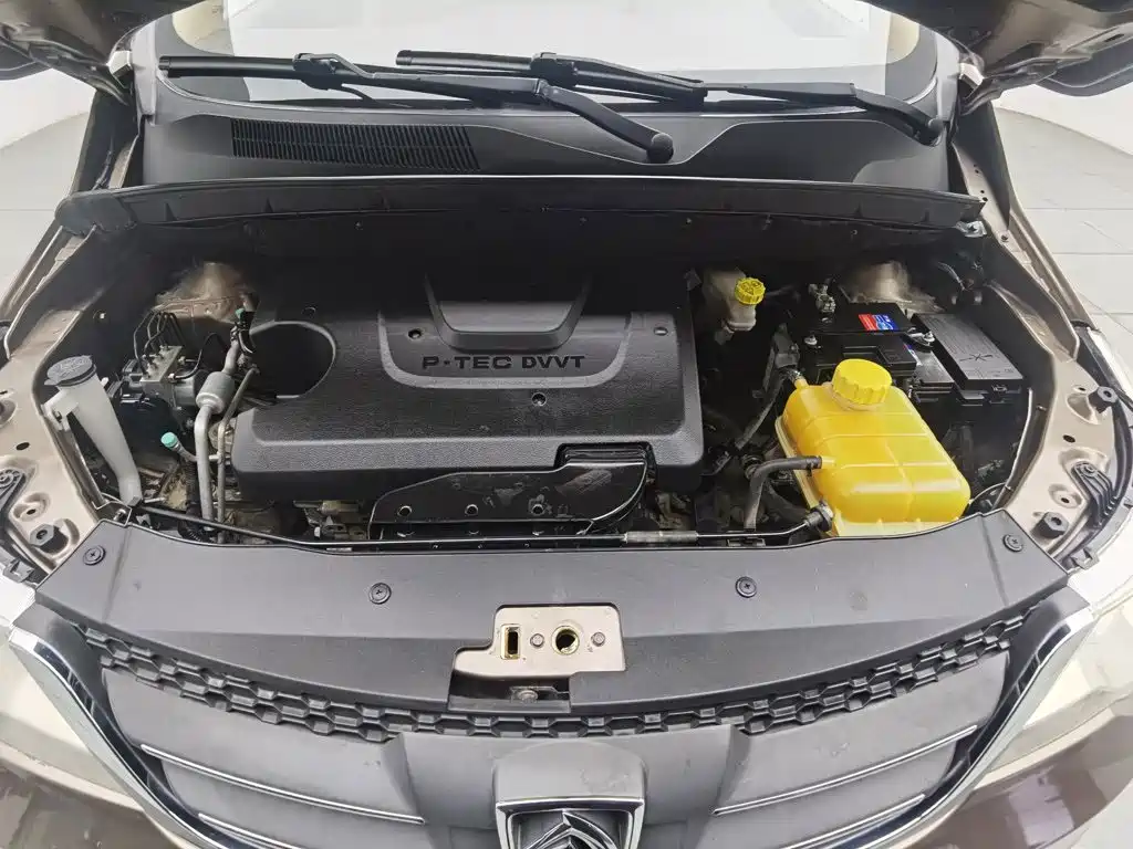 Baojun 730 2015 2014 1.5L Manual Comfort ESP Edition 7-Seater