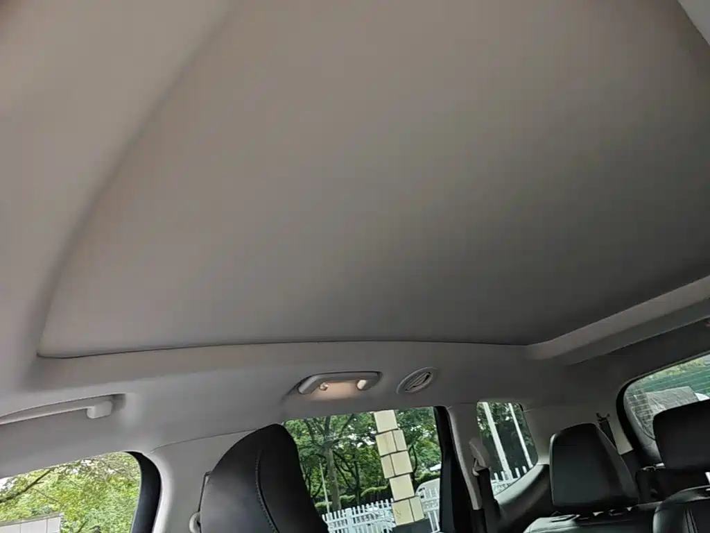 Фото 18 - Ford Edge