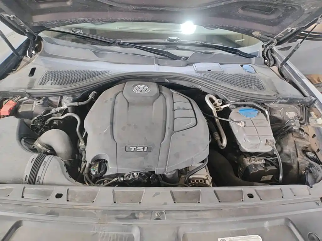 Фото 16 - Volkswagen Phideon
