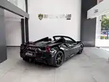 Photo 13 - Ferrari 488