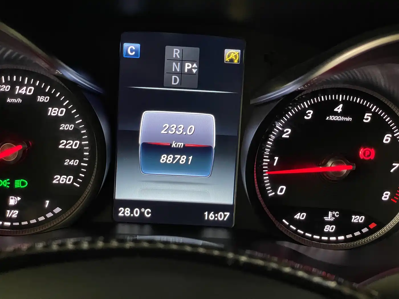 Mercedes-Benz C-Class 2017 C 200 Sport фото 11