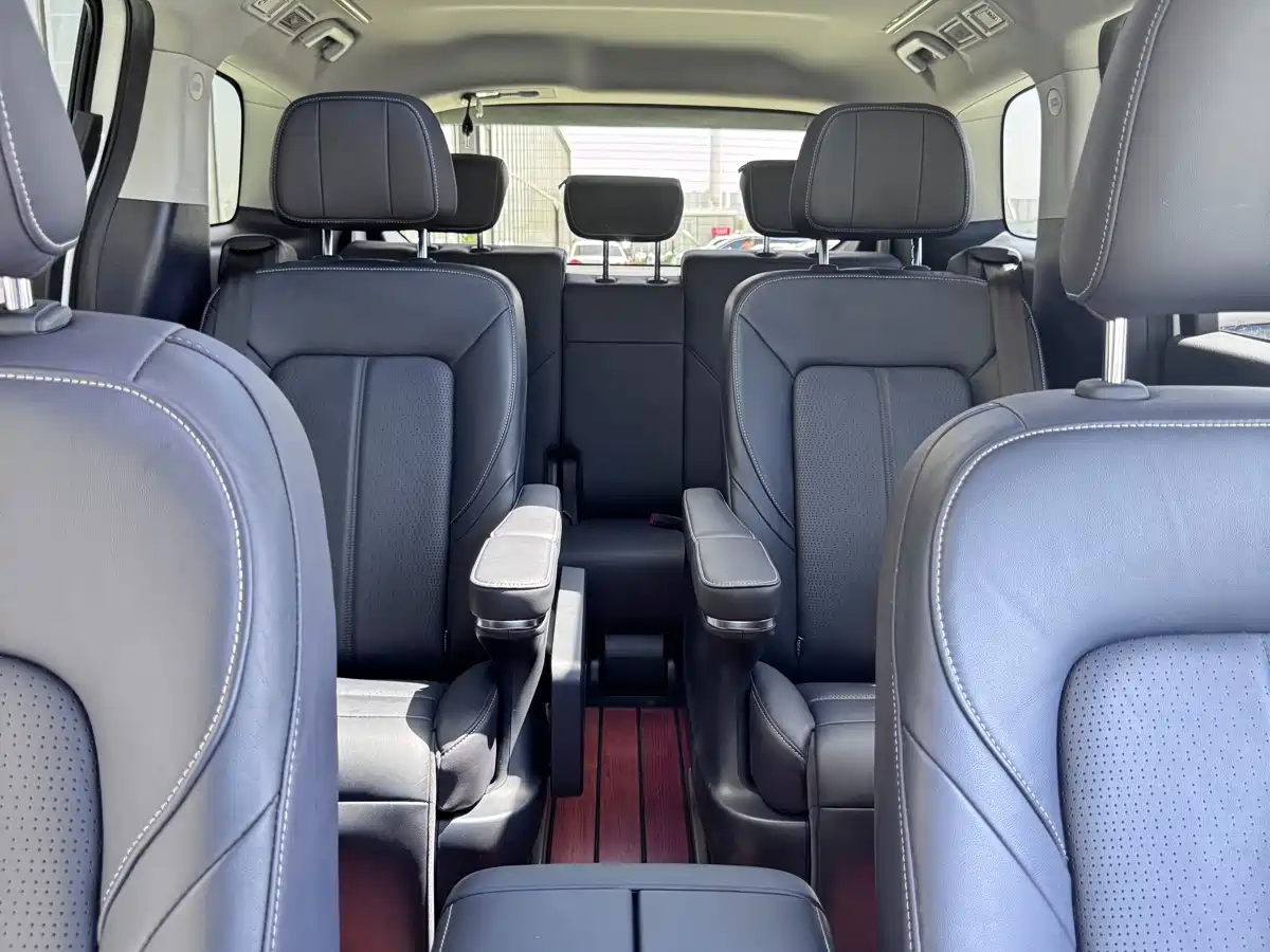GAC Trumpchi Trumpchi M8 2021 Leading Show Series 390T Ultimate Edition фото 9